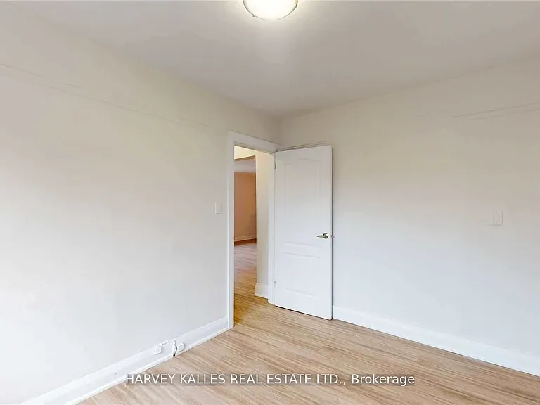 316 Lonsdale Rd #2 — Photo 20