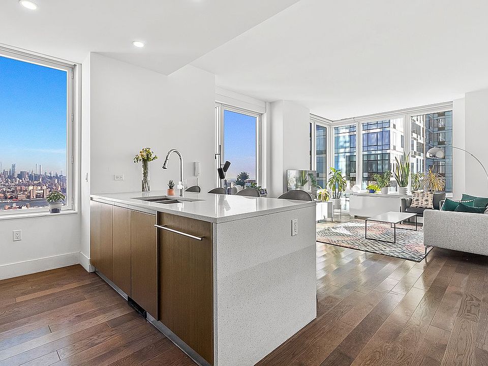1st image of 388 Bridge St APT 43G