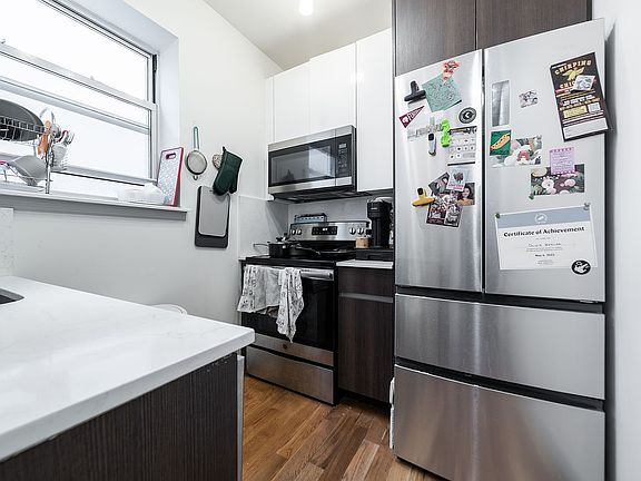 2nd image of 66 W 107th St #33