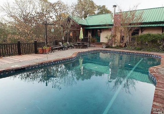 3rd image of 1482 Inez Way
