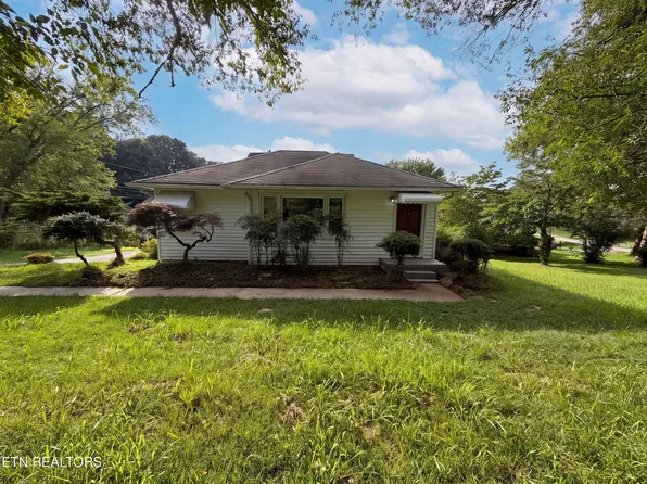 612 Victor Dr, Knoxville, TN 37912