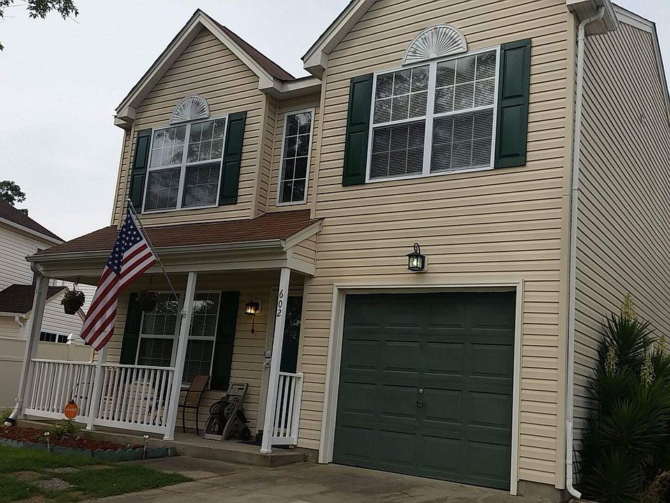 1st image of 602 Cavalier Dr