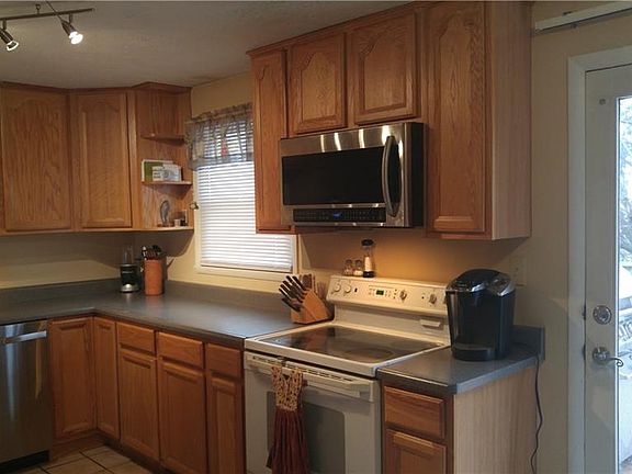 4th image of 1610 Wheatstone Dr