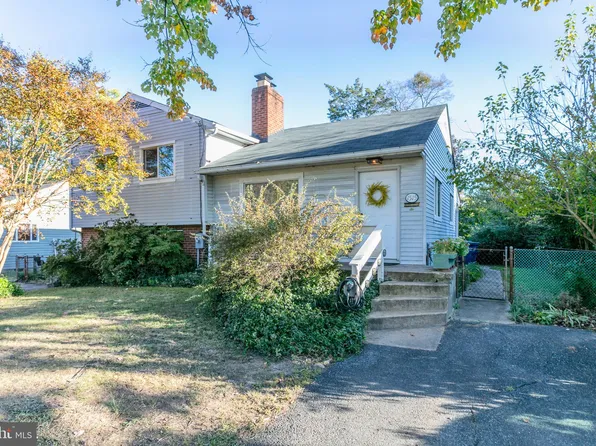 1515 Margaret St, Woodbridge, VA 22191