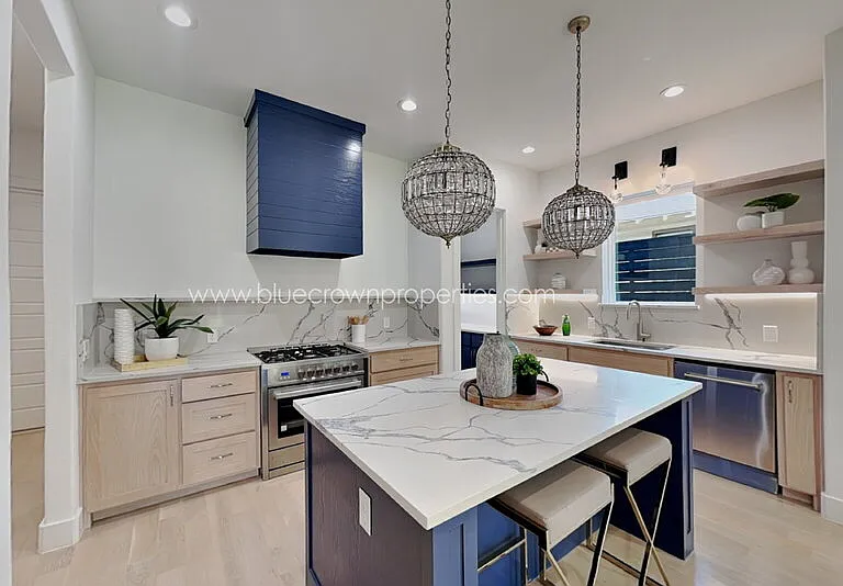 807 S Glasgow Dr — Photo 3