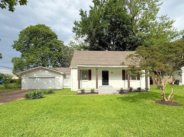 4080 E Whitehaven Park Cir, Memphis, TN 38116