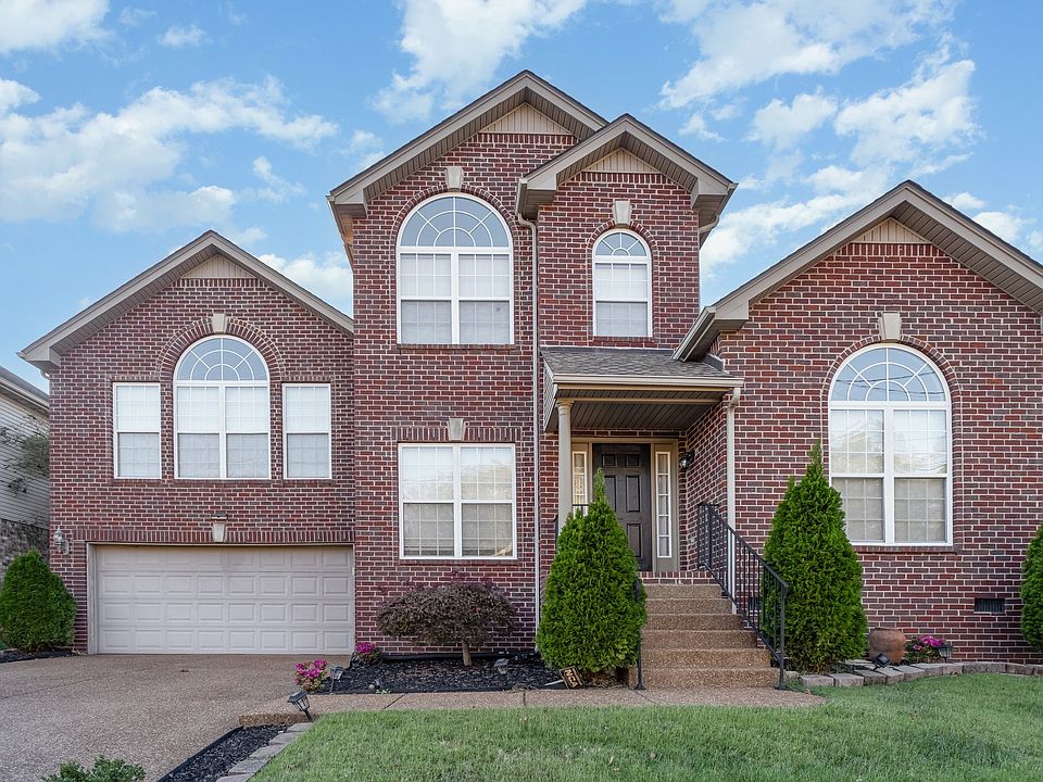 1st image of 205 Stecoah Ct