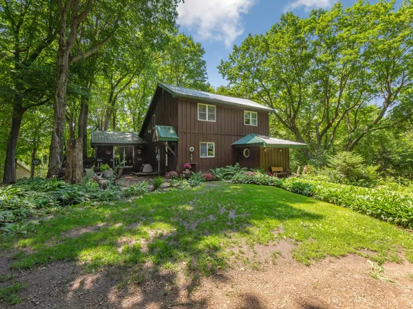 6200 French Lake Trl, Faribault, MN 55021