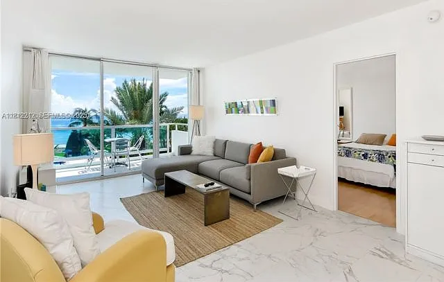 5151 Collins Ave — Photo 11