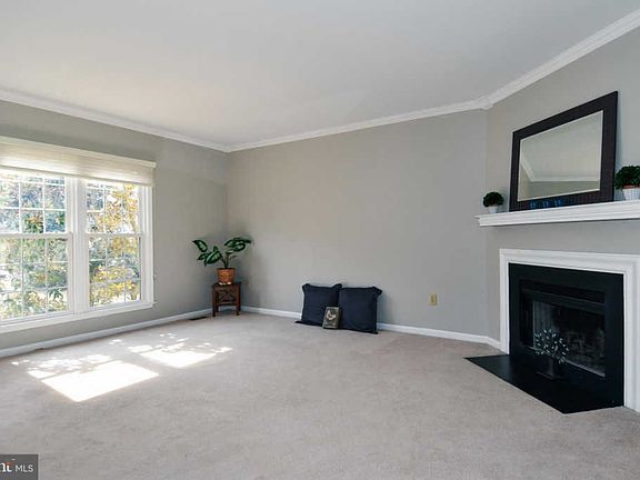 5th image of 12664 Marcum Ct