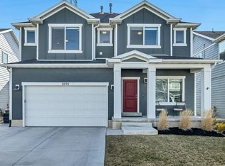 9270 N Scenic Mountain Dr, Eagle Mountain, UT 84005