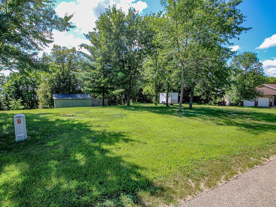 1st image of Sunny Brook Dr NW