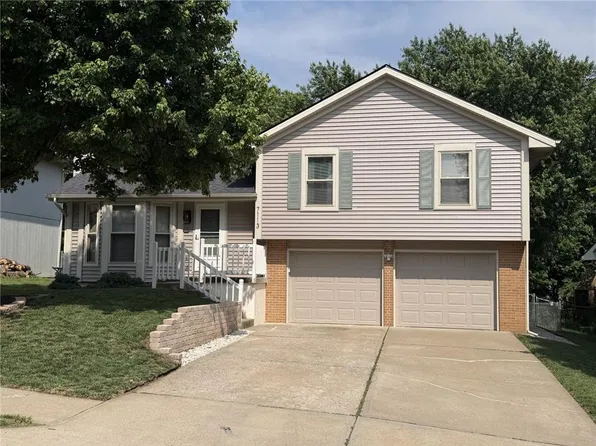 7113 N Atkins Ave, Kansas City, MO 64152