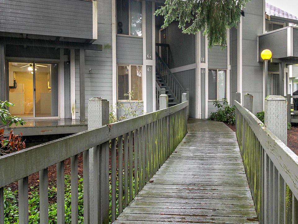 1st image of 34024 1st Pl S APT C