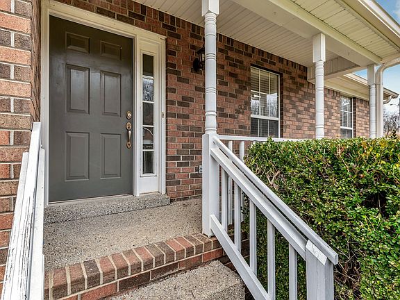 2nd image of 303 Autumn Wood Dr