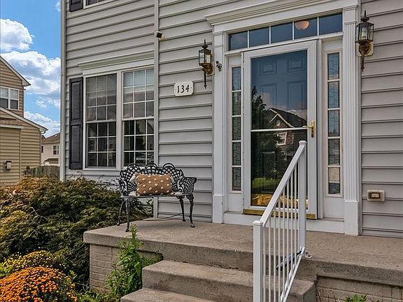 4th image of 134 Meadow Brook Way