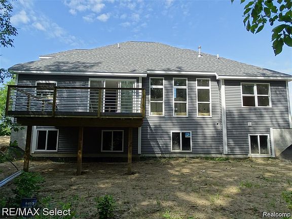 3rd image of 14037 Tupper Lake Dr