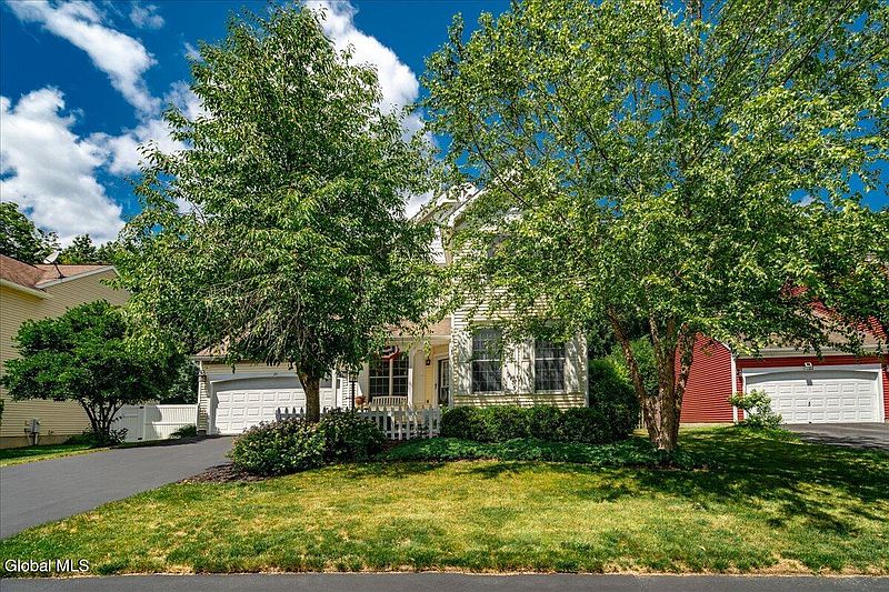 2nd image of 24 Thistle Drive