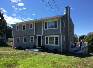 17 Bayberry Rd, Narragansett, RI 02882