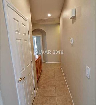4th image of 598 Clement Ct