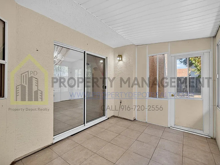 8072 Bothwell Dr — Photo 36