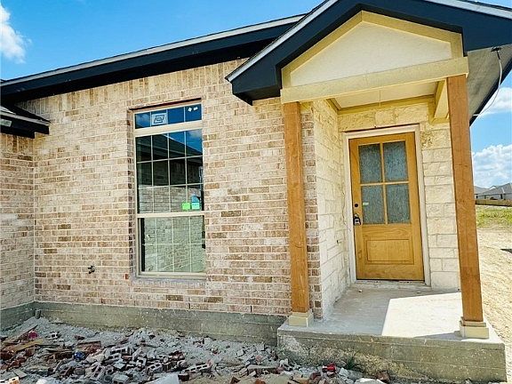 4th image of 5106 White Rose Dr