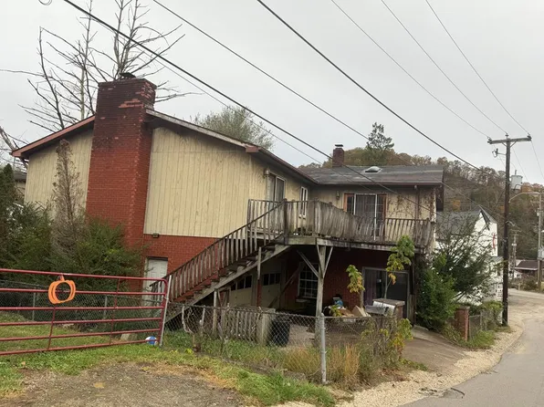 309 Locust St, Hazard, KY 41701