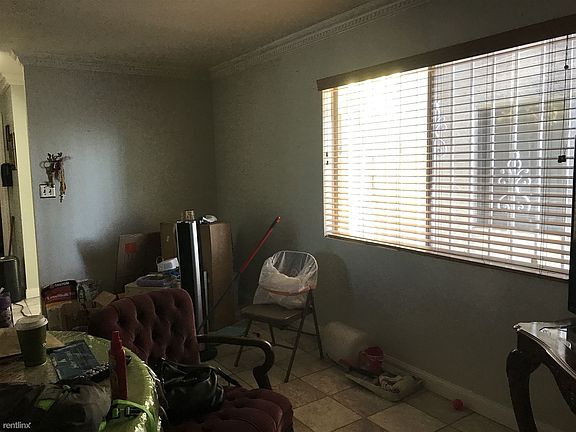 4th image of 22404 Joliet Ave