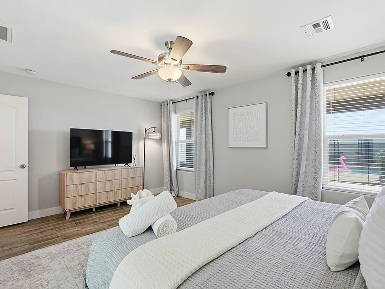 4665 E Longhorn St — Photo 15