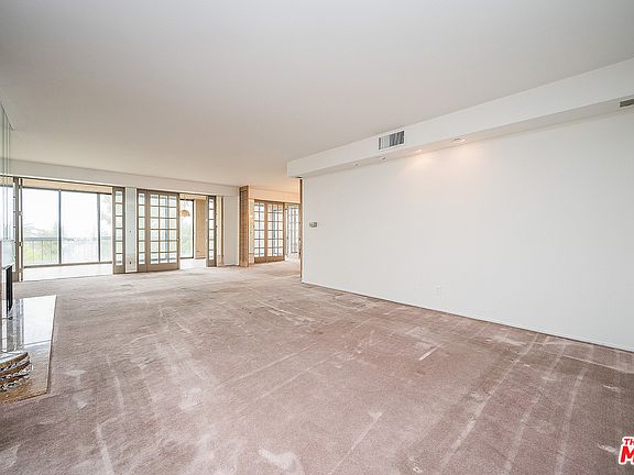 3rd image of 4460 Wilshire Blvd APT 602