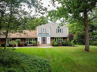 12216 Shiloh Dr, Chesterland, OH 44026