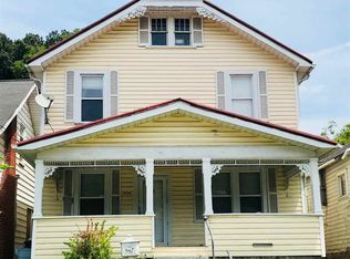 1104 26th St, Huntington, WV 25705