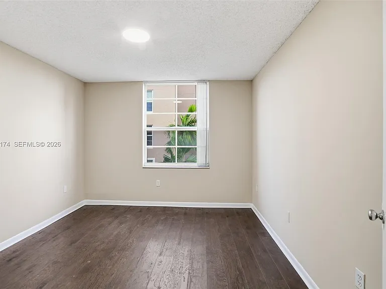 520 SE 5th Ave #2403 — Photo 34