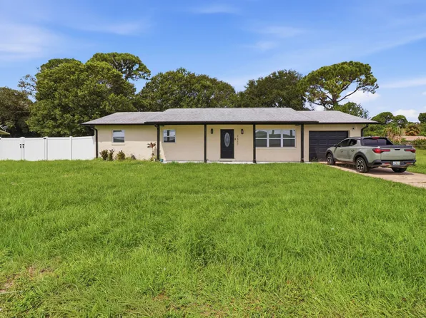2657 SENECA Avenue, Fort Pierce, FL 34946