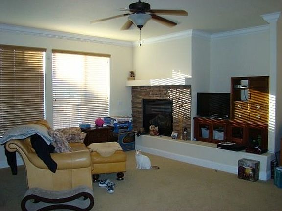 3rd image of 590 White Eagle Ln