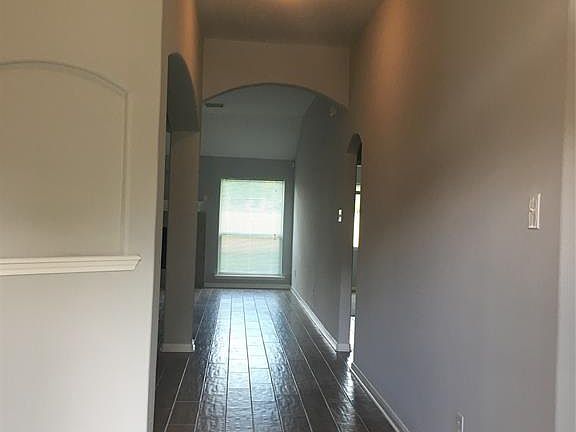 3rd image of 4814 Kleinway Dr