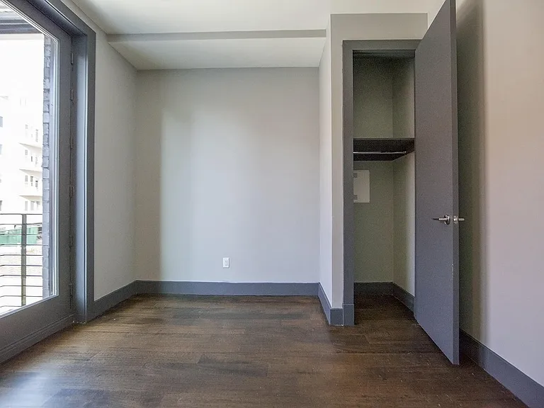 125 Boerum St #4B — Photo 8