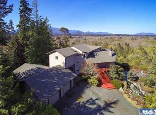 190 Elwha Bluffs Rd, Pt Angeles, WA 98363