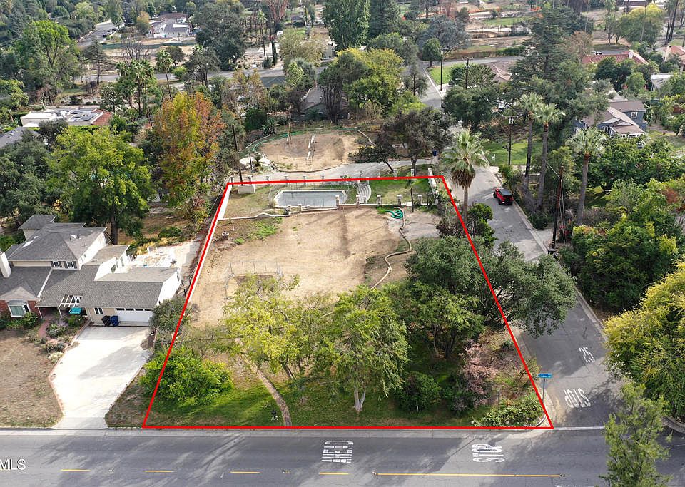 1st image of 1808 E Altadena Dr