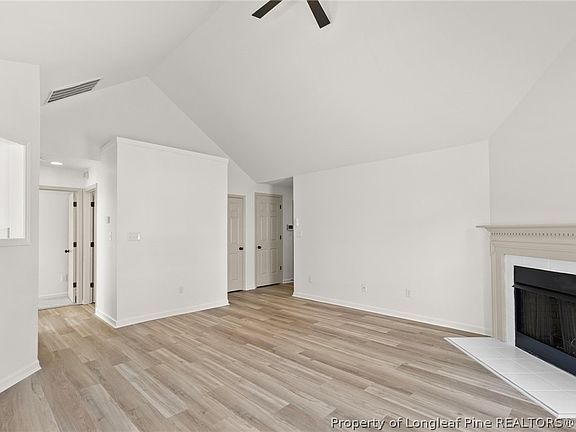 4th image of 37 Pender Rd