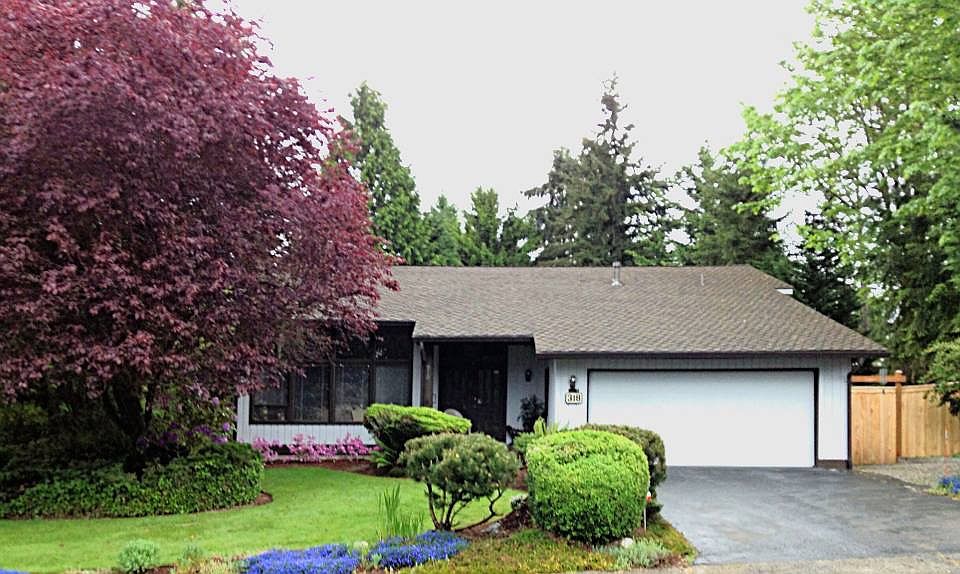 1st image of 318 126th Ave NE