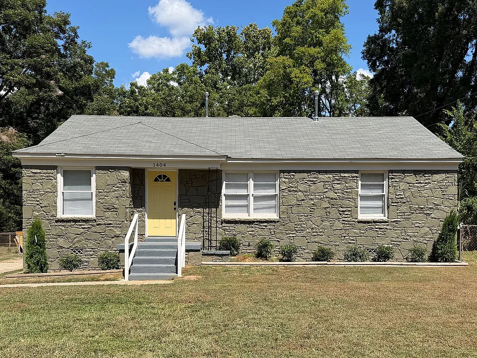 1404 Canfield Ave