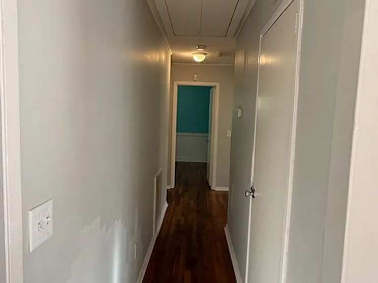 508 Henderson Dr — Photo 13