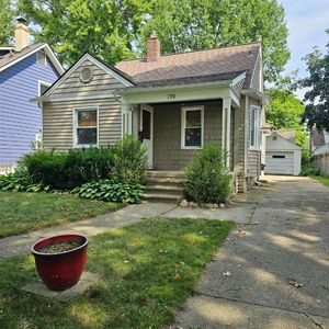 719 E 3rd St, Royal Oak, MI, 48067