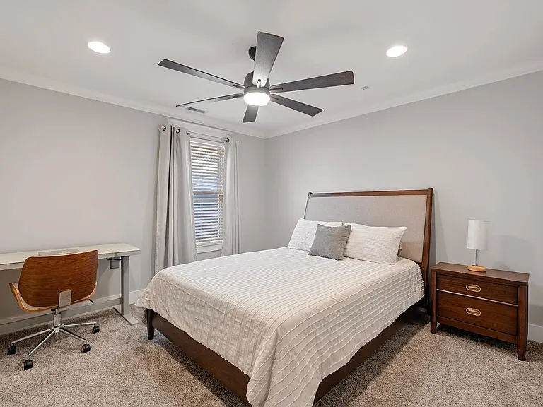 4802B Illinois Ave — Photo 10