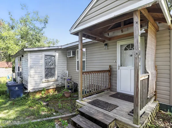 1002 S Lake St, Booneville, MS 38829