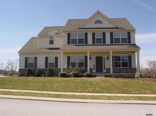 920 Hedgegate Ln, York, PA 17404