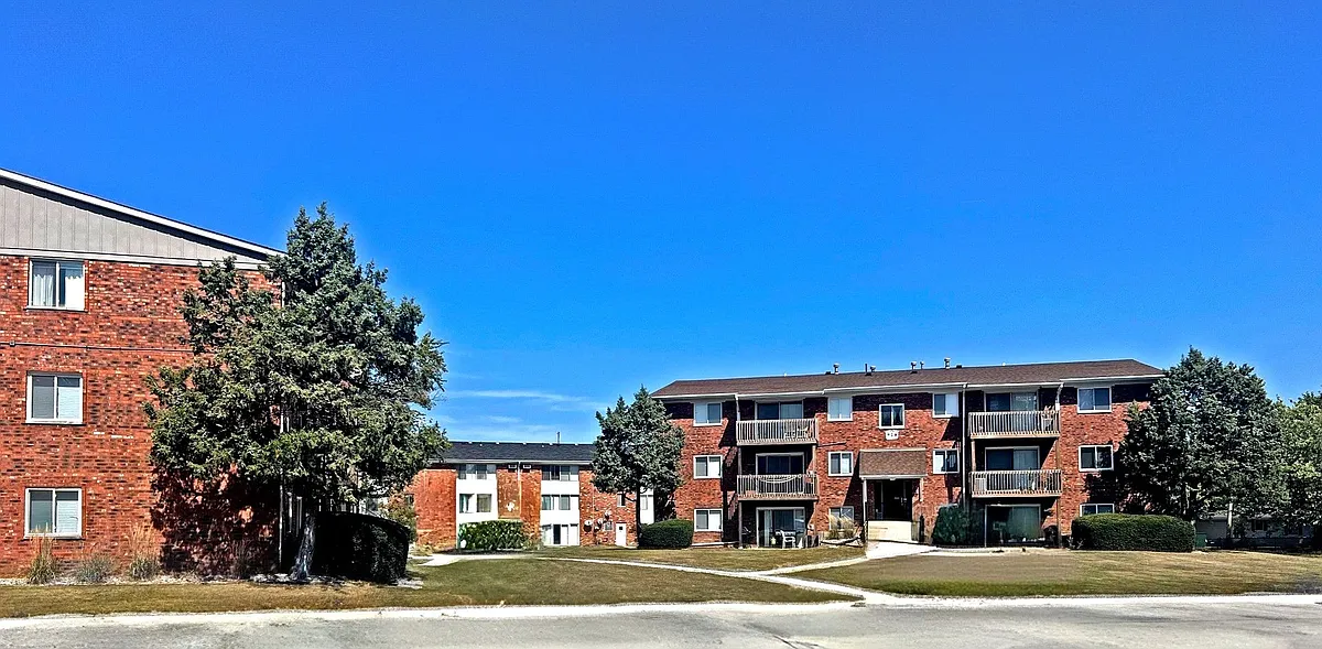 Building Photo - 918 Heritage Ct #304