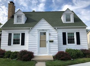 532 Oak St, South Milwaukee, WI 53172
