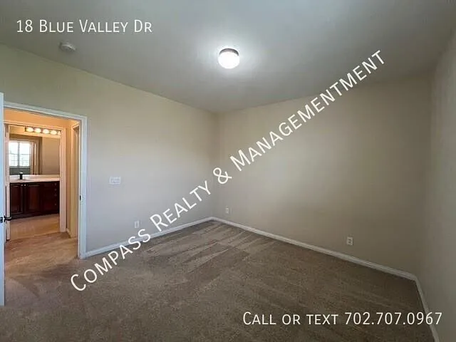 18 Blue Valley Dr — Photo 12
